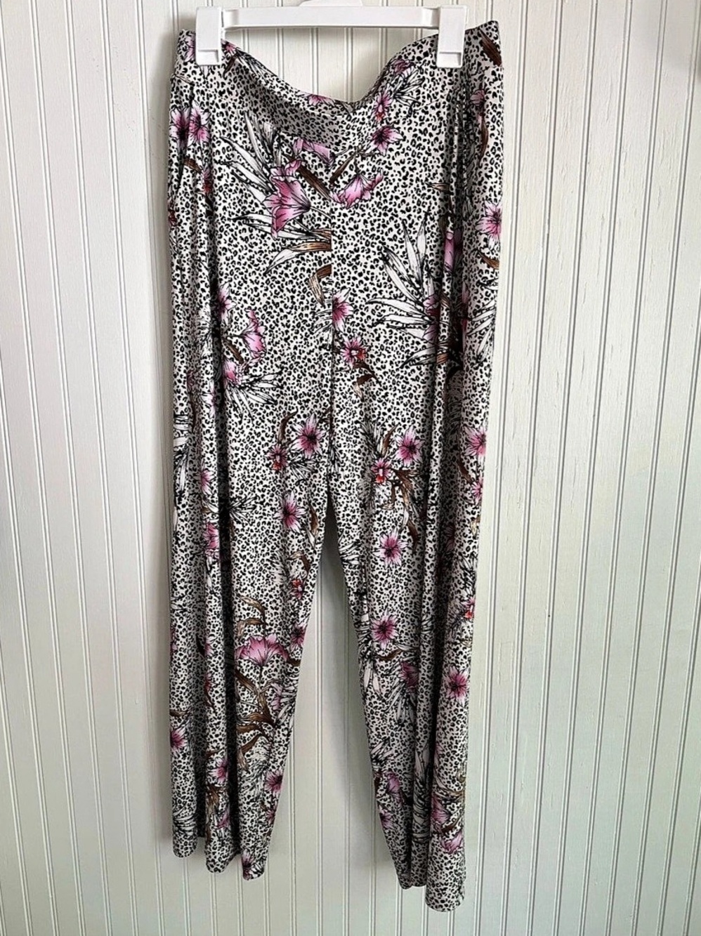 WHBM wide leg floral pants size large
